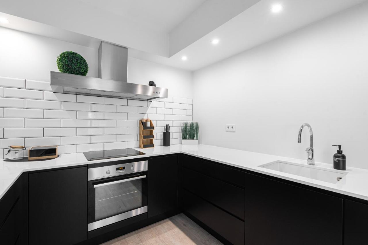Airhome - Black&White Reval Exterior foto